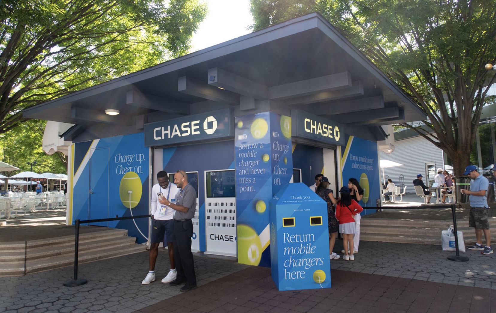 Charging_Stationjpg